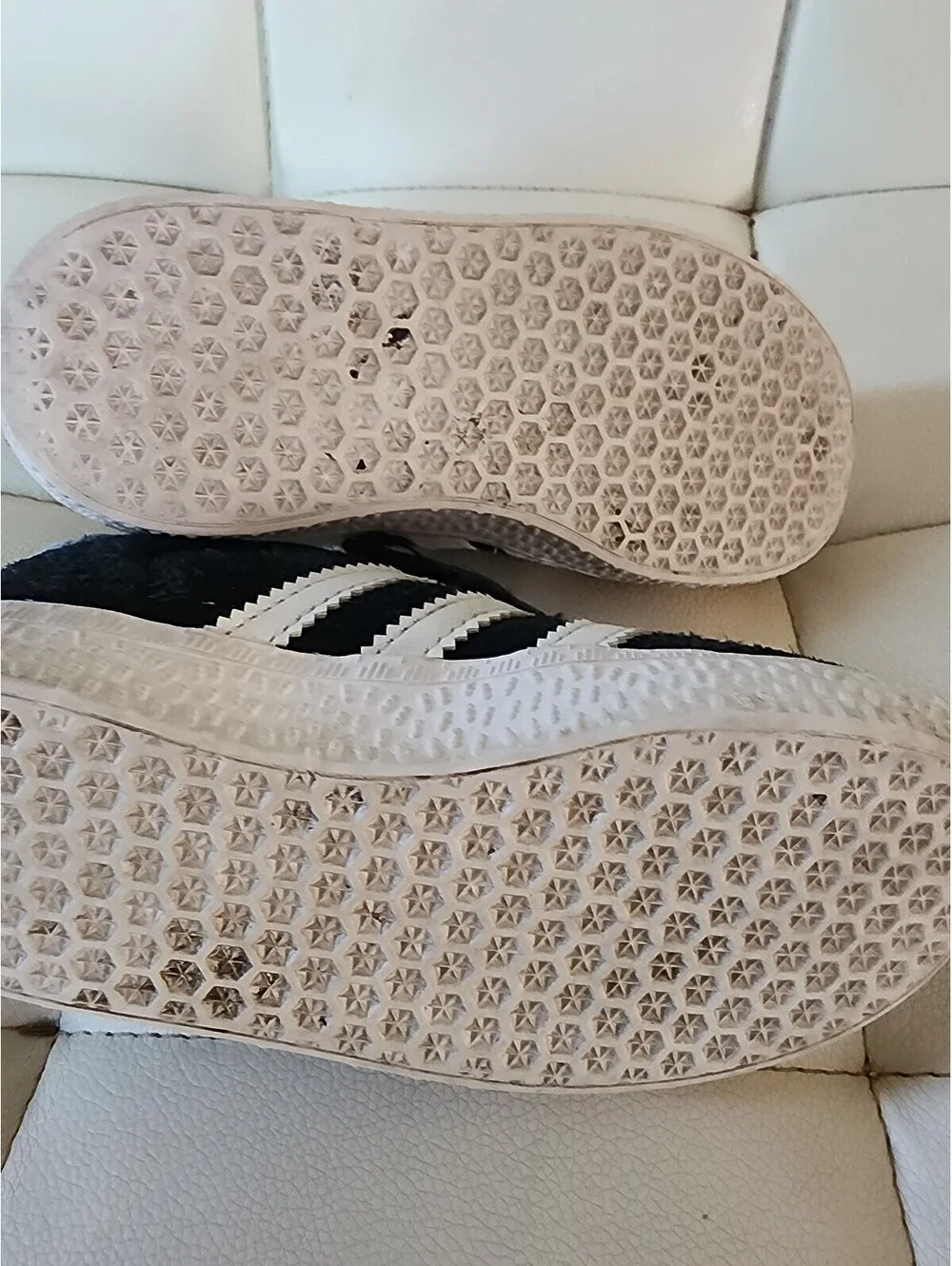Sz 8.5 - Kids adidas Gazelle Black Suede Comfortable Sneakers